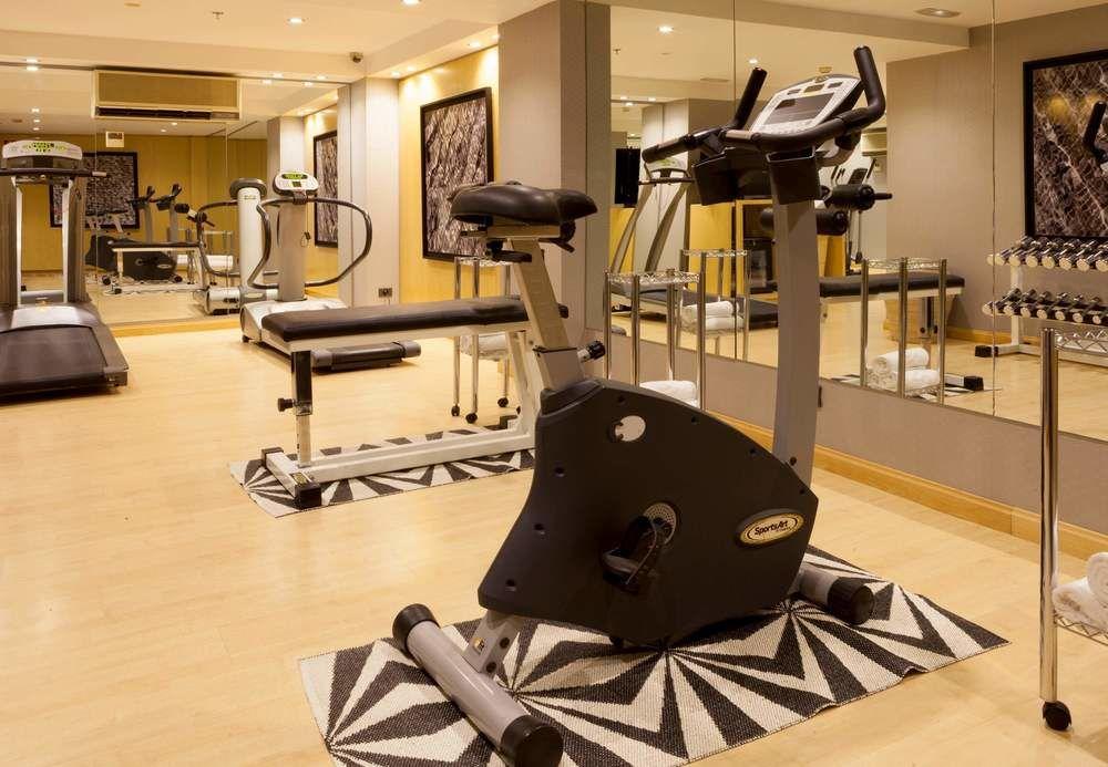 Ac Hotel Malaga Palacio By Marriott Екстериор снимка