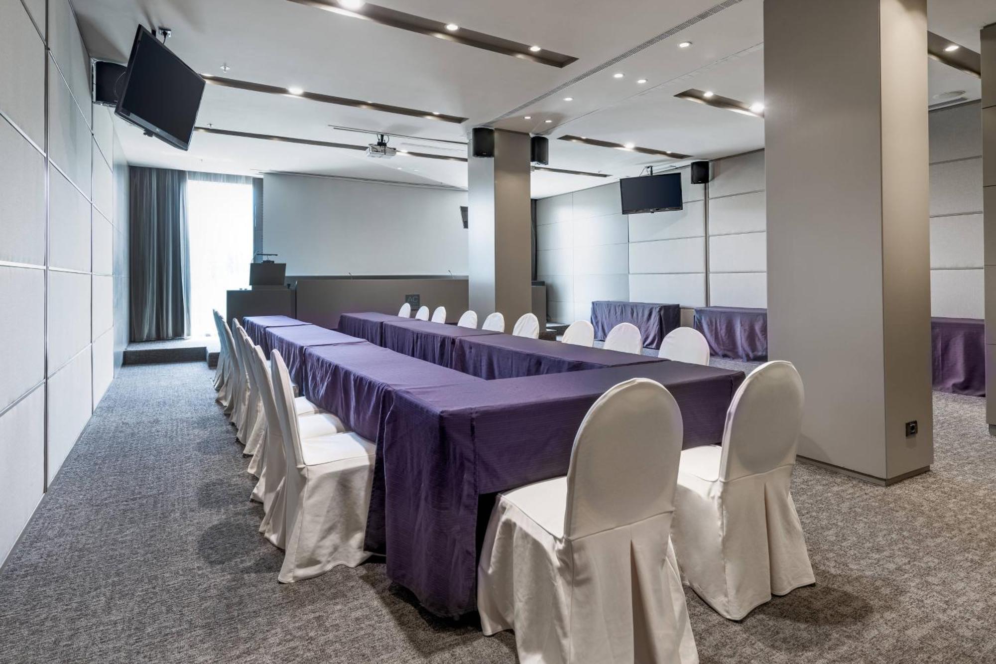 Ac Hotel Malaga Palacio By Marriott Екстериор снимка