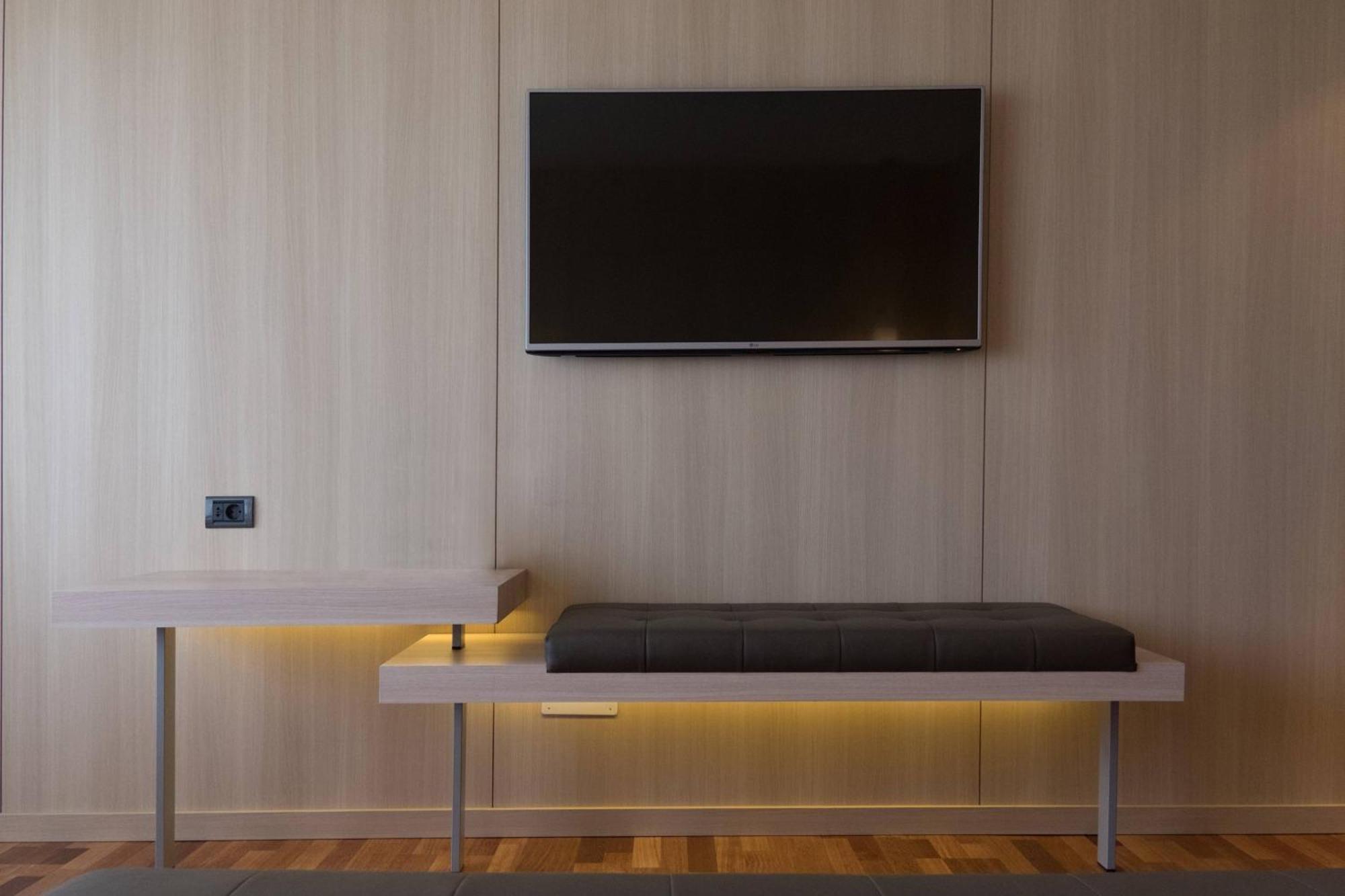 Ac Hotel Malaga Palacio By Marriott Екстериор снимка