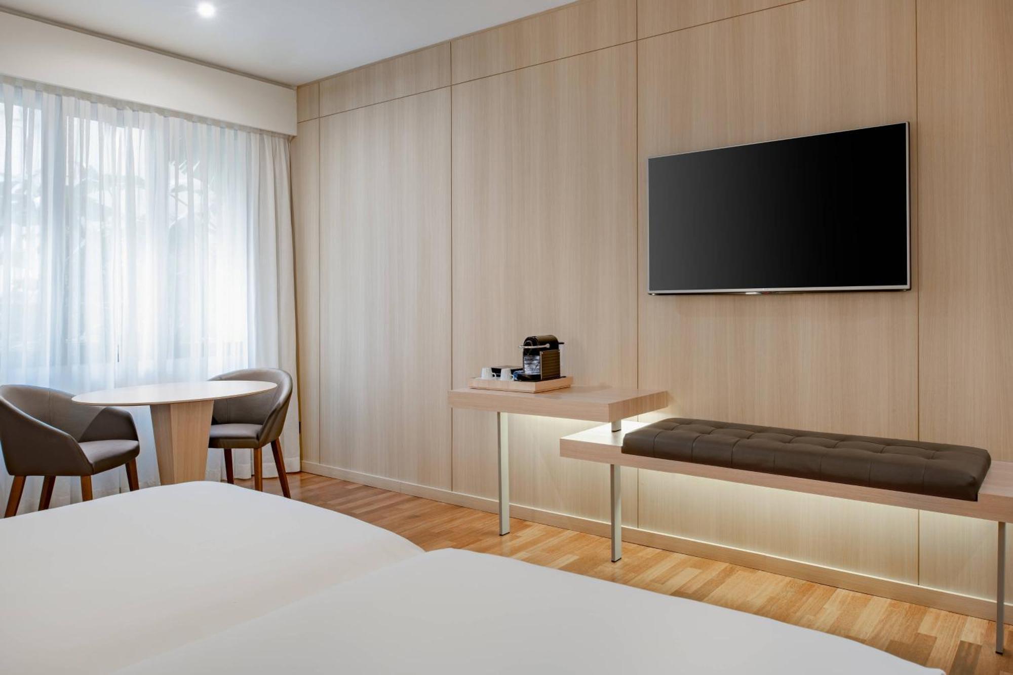 Ac Hotel Malaga Palacio By Marriott Екстериор снимка