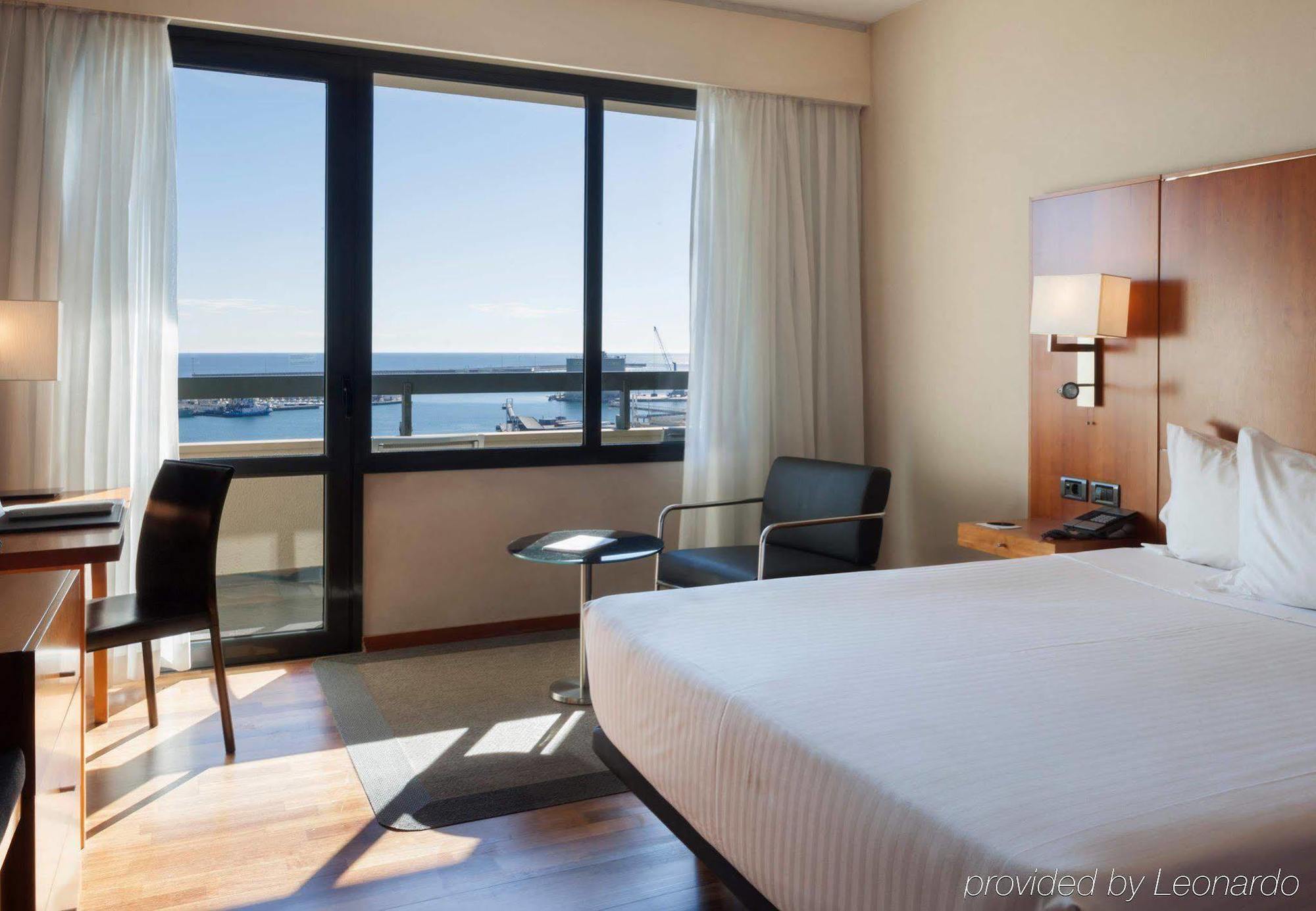 Ac Hotel Malaga Palacio By Marriott Екстериор снимка
