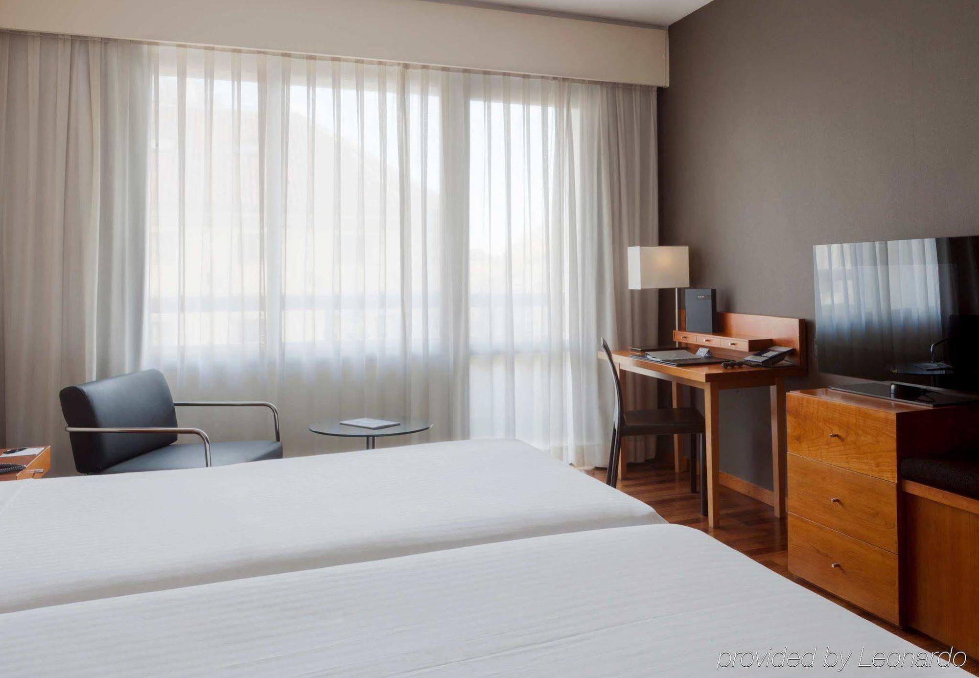 Ac Hotel Malaga Palacio By Marriott Екстериор снимка