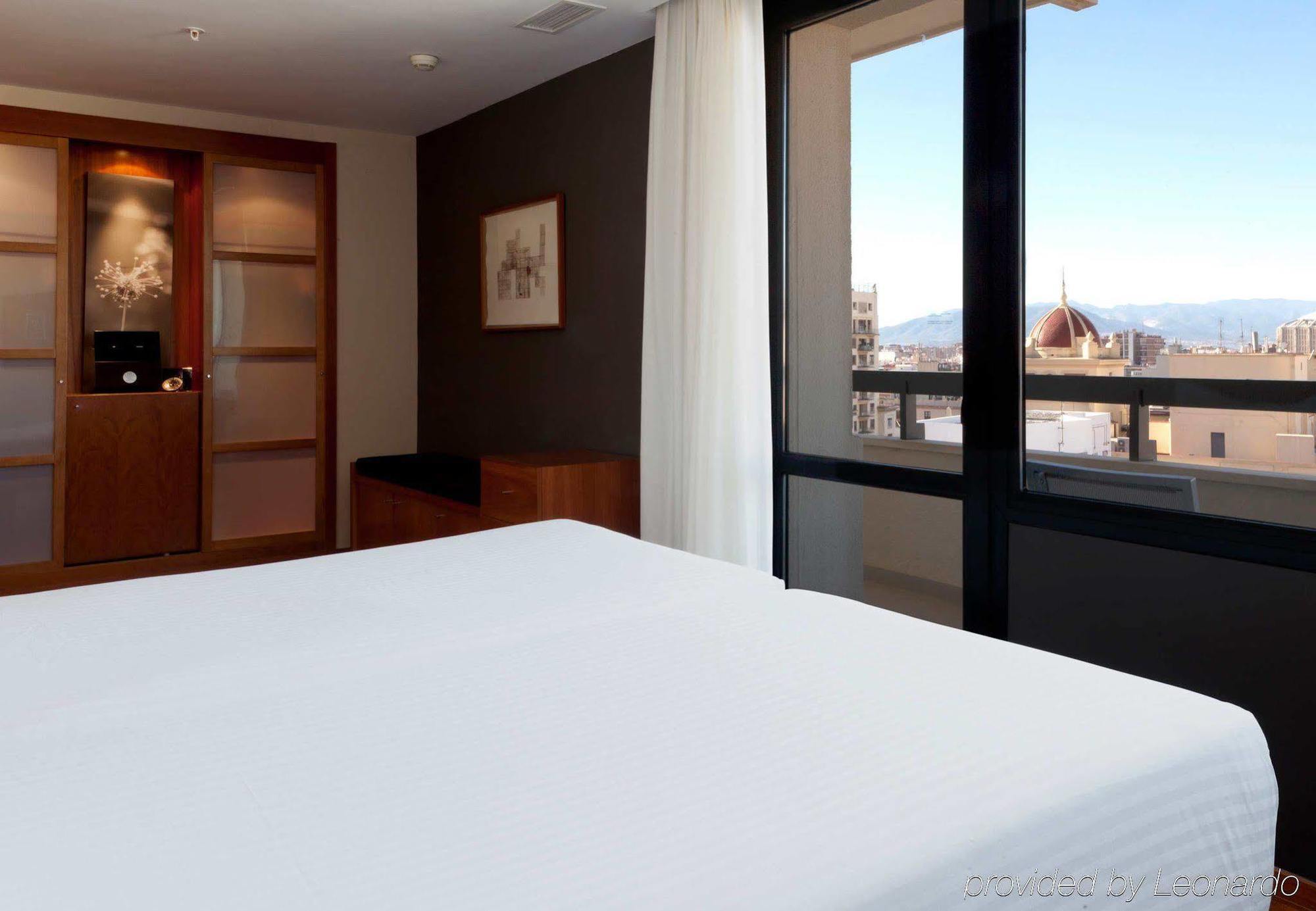Ac Hotel Malaga Palacio By Marriott Екстериор снимка